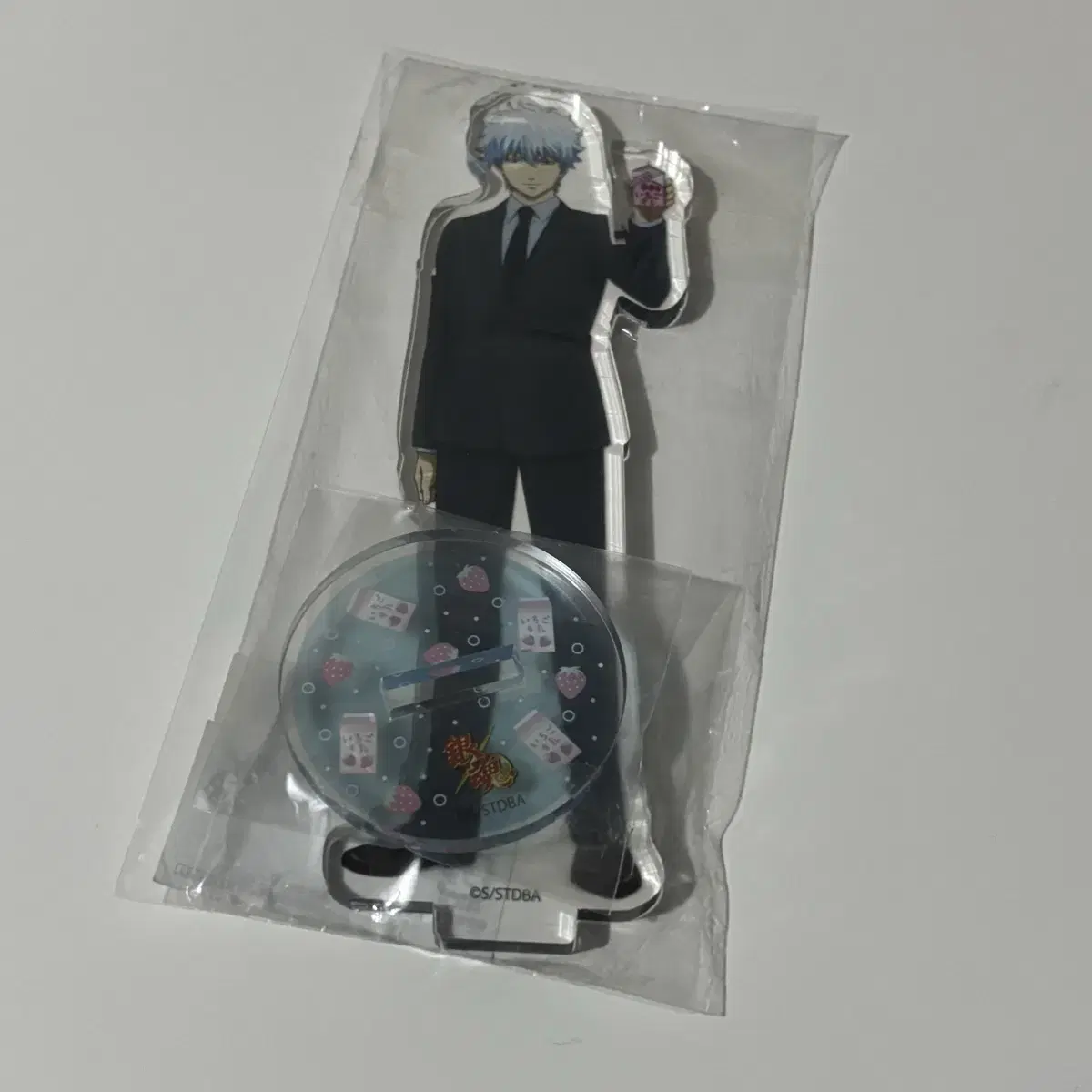 Gintoki Sakata, Strawberry Milk Suit acrylic Stand