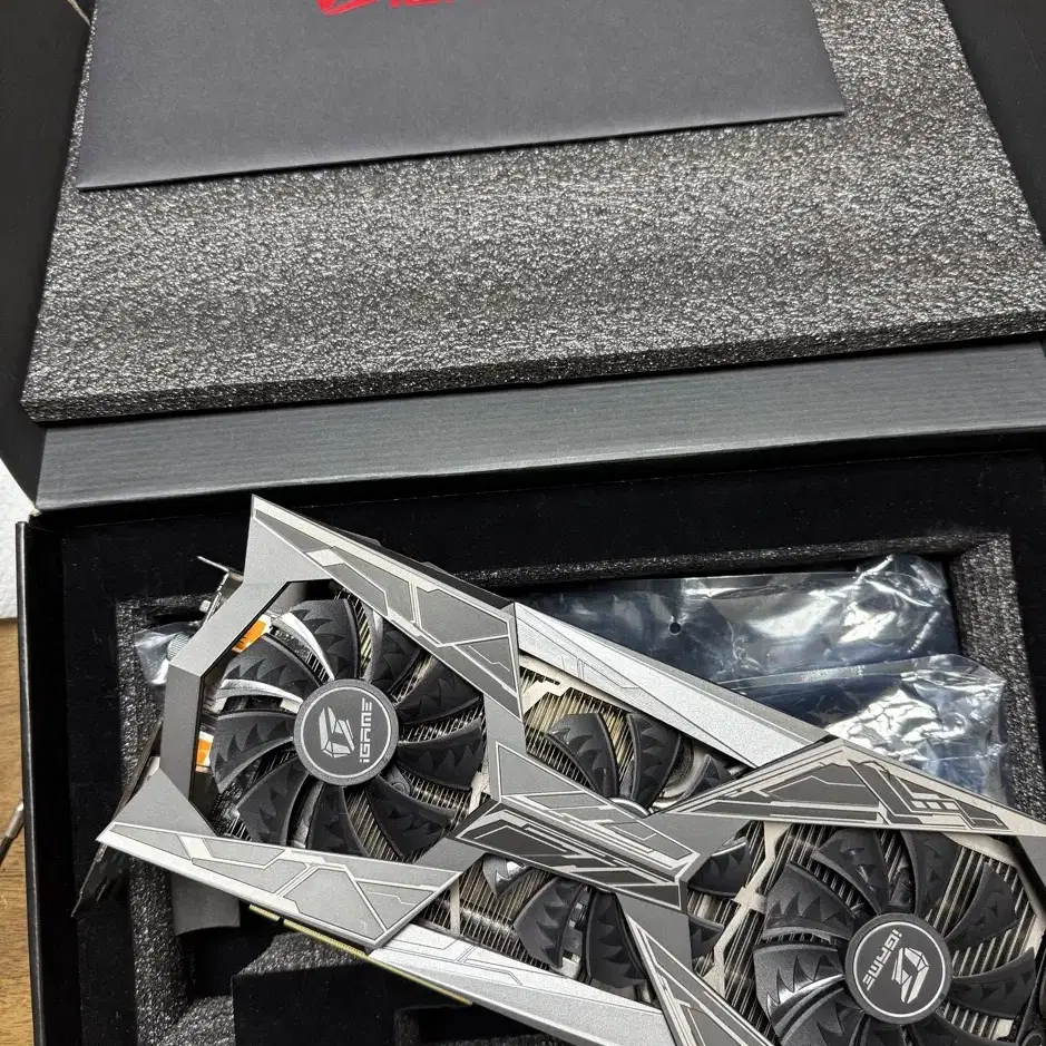 Igame rtx 2070suepr 부품용 팝니다