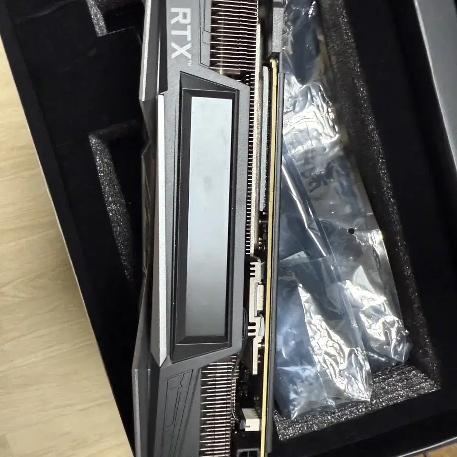 Igame rtx 2070suepr 부품용 팝니다