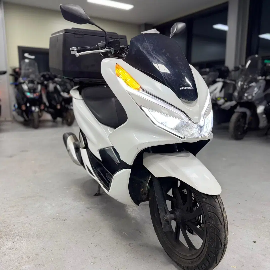 혼다 Pcx125 20년식 4만Km 판매합니다.