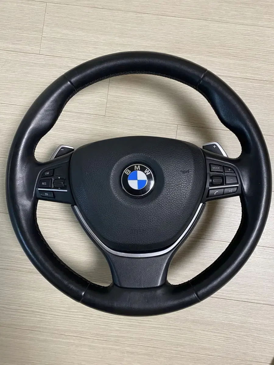 bmw f10 f07 f02 스포츠핸들 패들 열선 진동