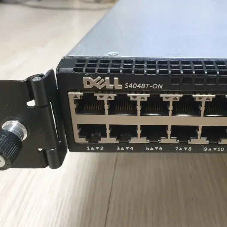 DELL S4048T-ON - 40G, 10G RJ45 스위치