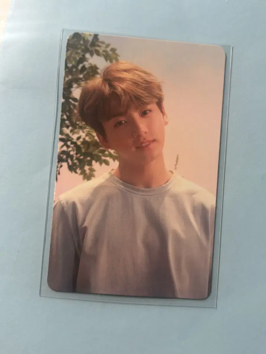 BTS jungkook LOVESUFFER HER LOVE YOURSELF HER PHOTO CARD