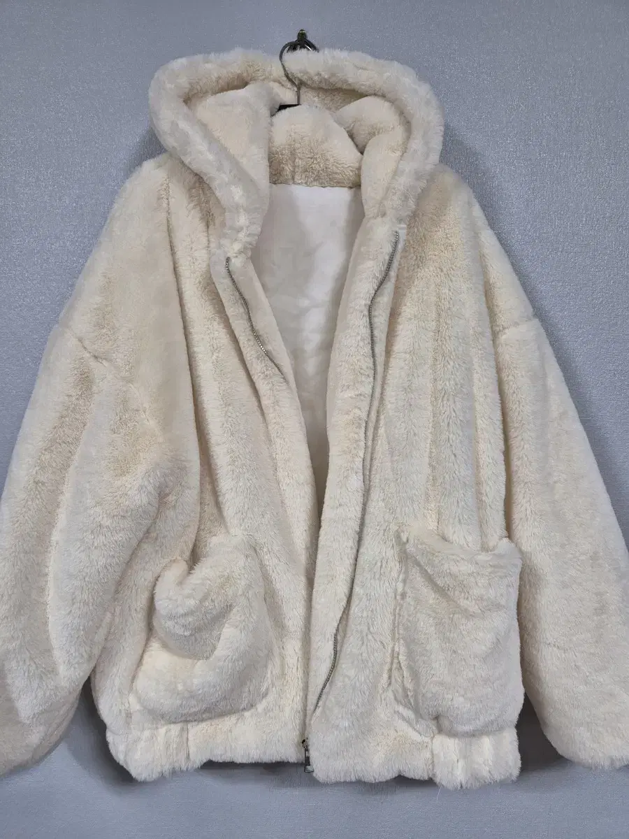 Ivory fur jacket free