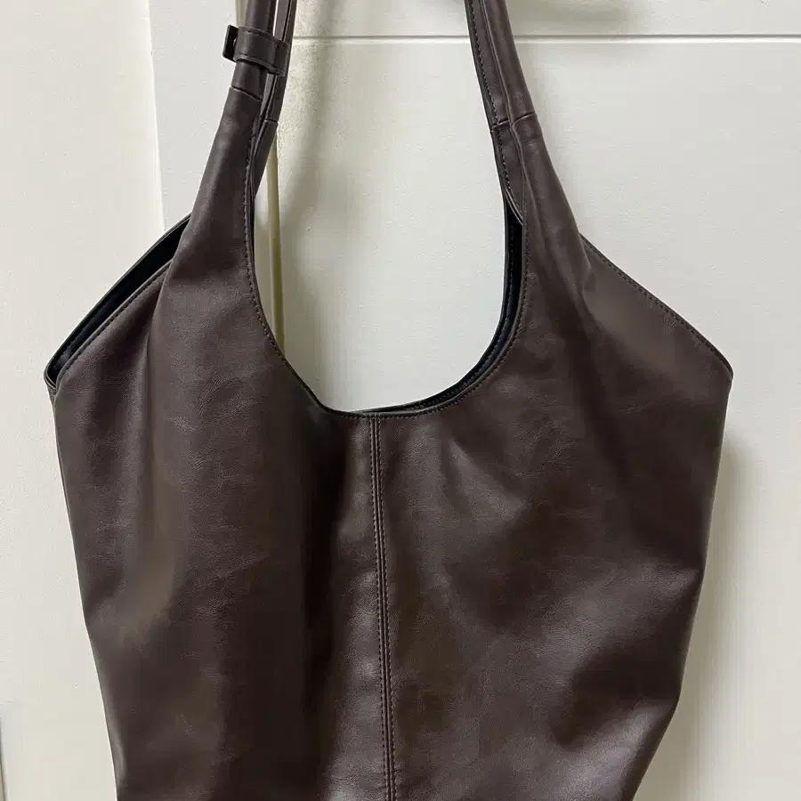 여밈 vase bag choco brown