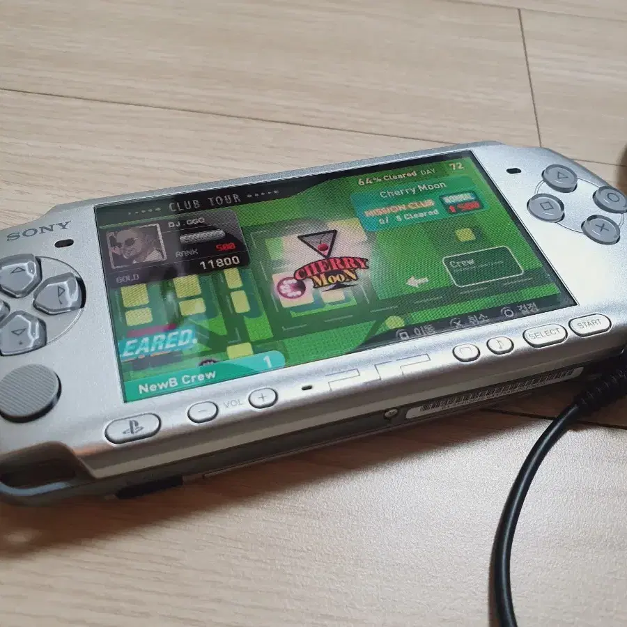 PSP 2대 일괄판매 (배터리x, 2005, 3005, 충전기1개)