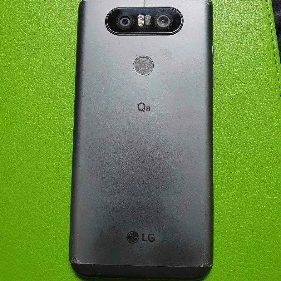 lg q8 32GB 부품용