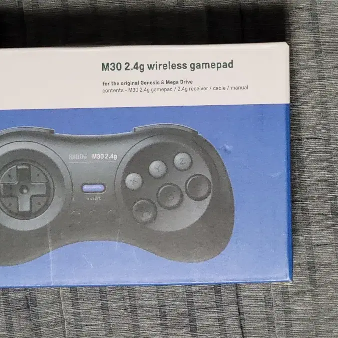 8BITDO M30 2.4G WIRELESS GAMEPAD팝니다.