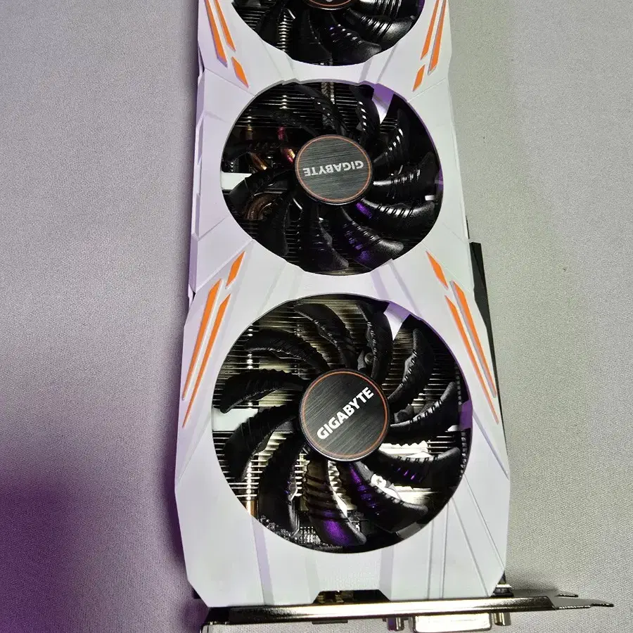 gigabyte 1080ti 판매