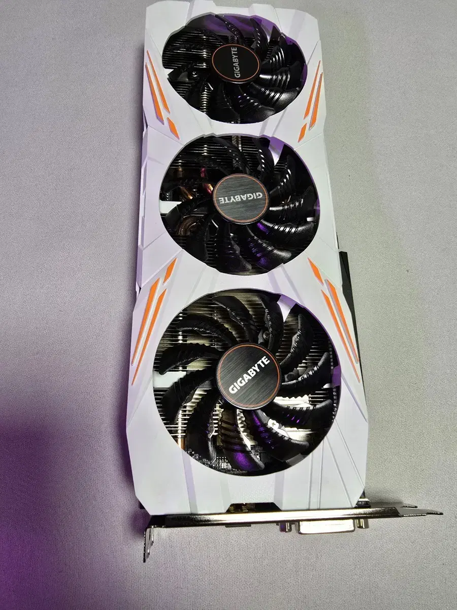 gigabyte 1080ti 판매