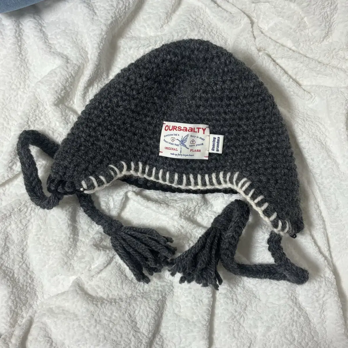 아우어솔티 댄싱그랜마 모자 Hand stitch trooper hat