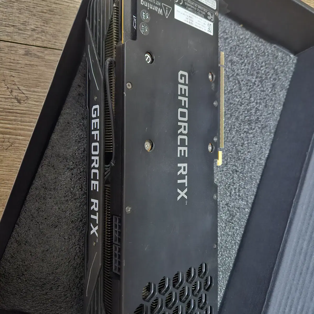 이엠택 RTX 3080 Black Edition 블랙에디션 판매합니다.