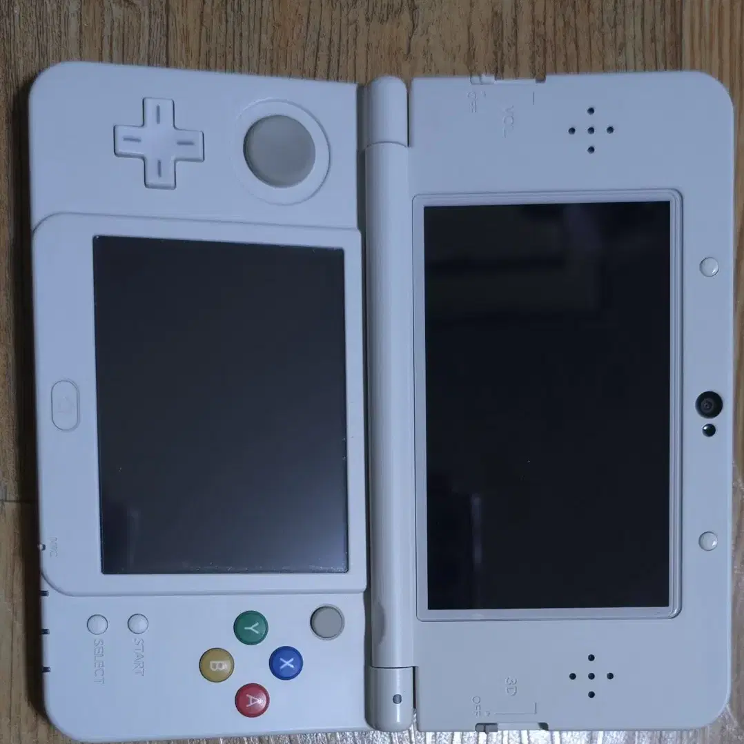 New 3ds(포켓뱅크, 포켓무버) 팝니다.