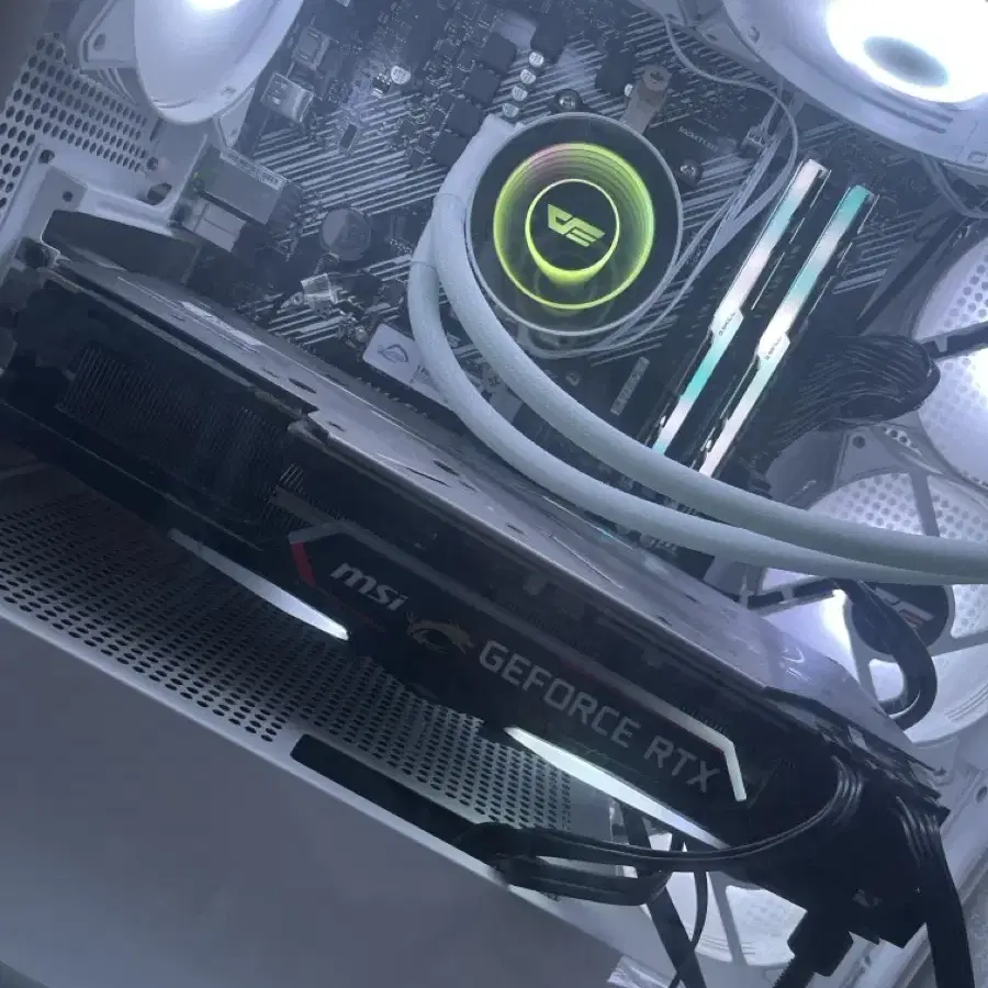 Msi RTX2080super 팝니다