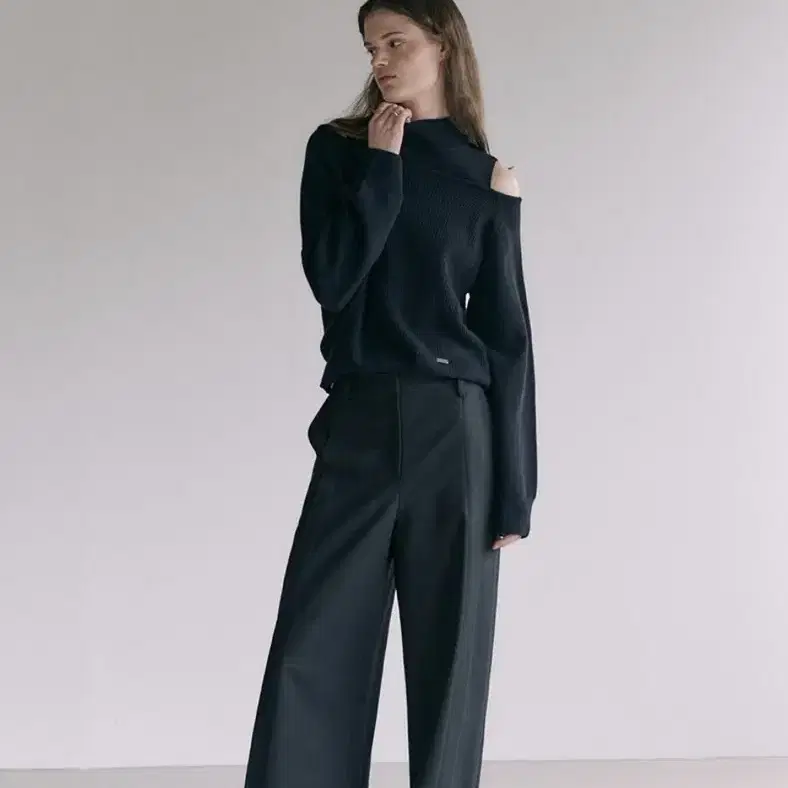 루에브르 Wool Blended Side-tuck Wide Pants