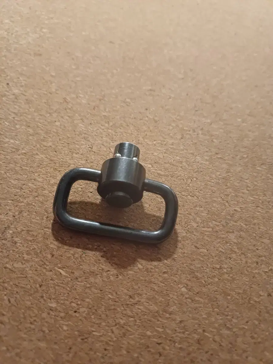 Selling STS Swivel Belle