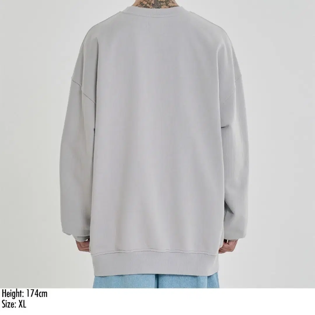 AJOLICA Collage Sweatshirt [GREY]