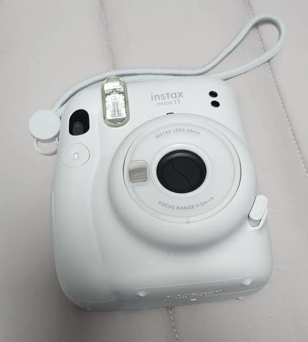 INSTAX mini 11 White