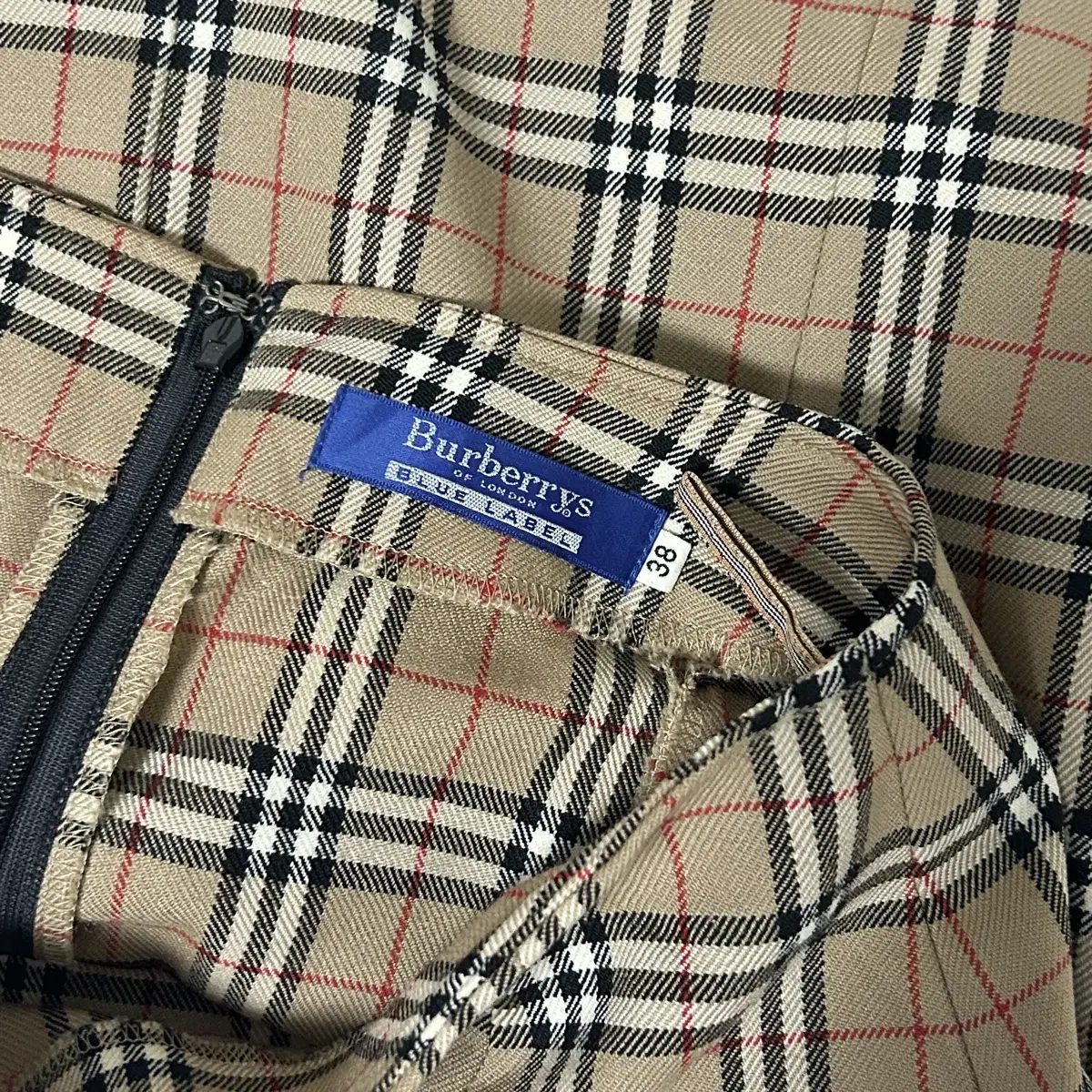 Burberry 블루라벨 노바체크 미니 스커트