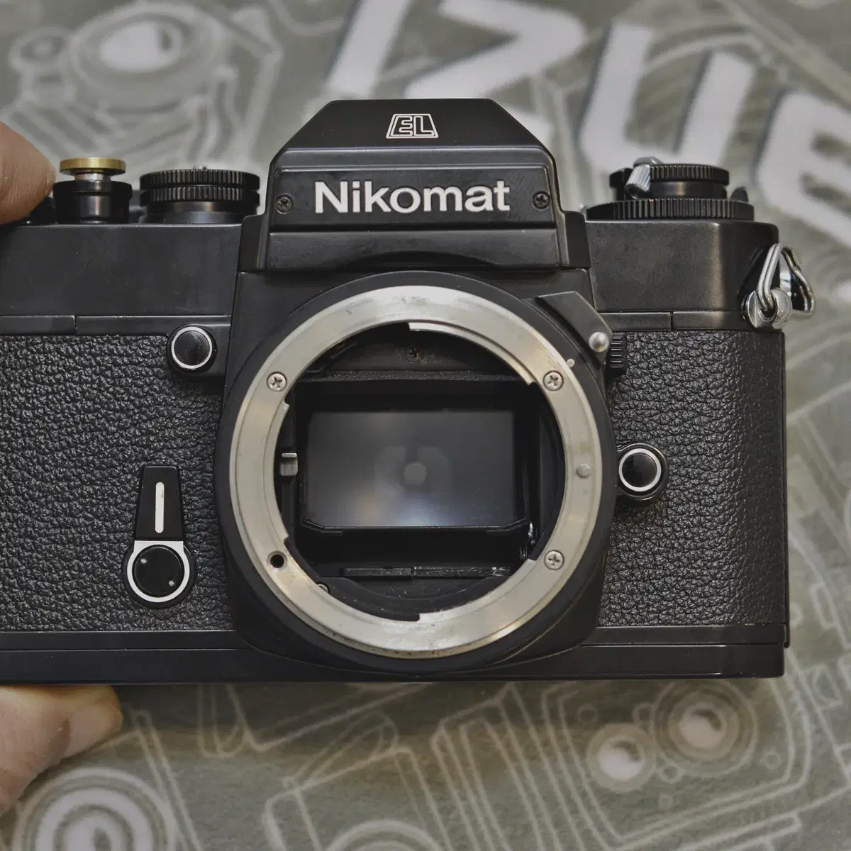 Nikkormat EL 필름카메라