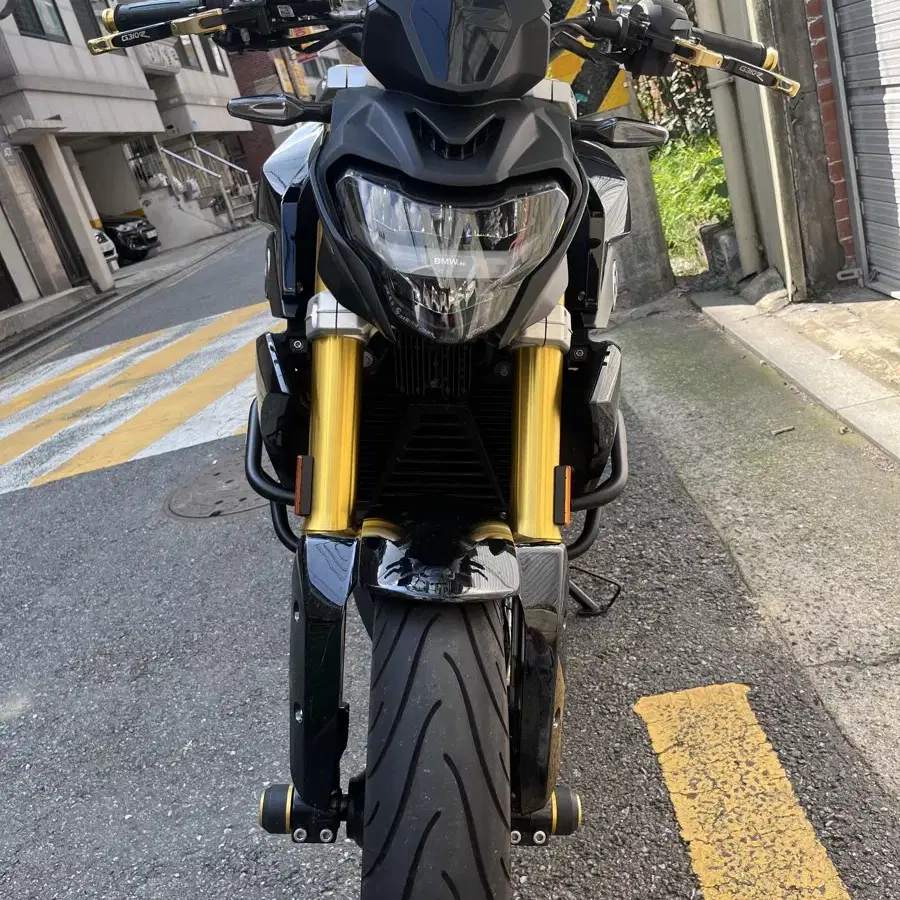 2022 BMW G310R