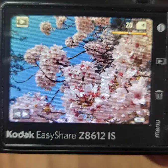 실사첨부)코닥 이지쉐어 Z8612 IS Kodak EasyShare