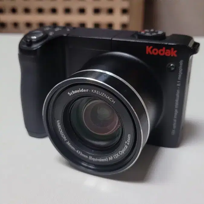 실사첨부)코닥 이지쉐어 Z8612 IS Kodak EasyShare