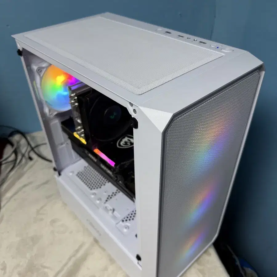 i7 12700 RTX3070 고사양 RGB 게이밍본체