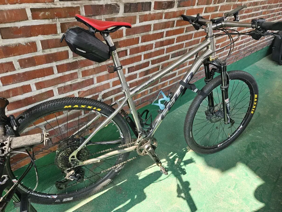 첼로 실버라도50 풀 티타늄 XT24단 27.5인치 상태최상 M~L싸이즈