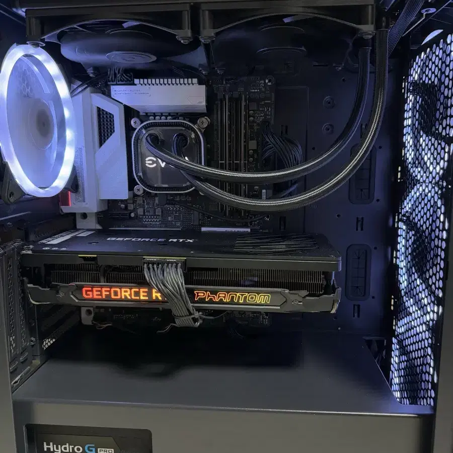 고사양 컴퓨터 Rtx 3070ti 3팬 , 인텔 i7, Evga 수냉쿨러