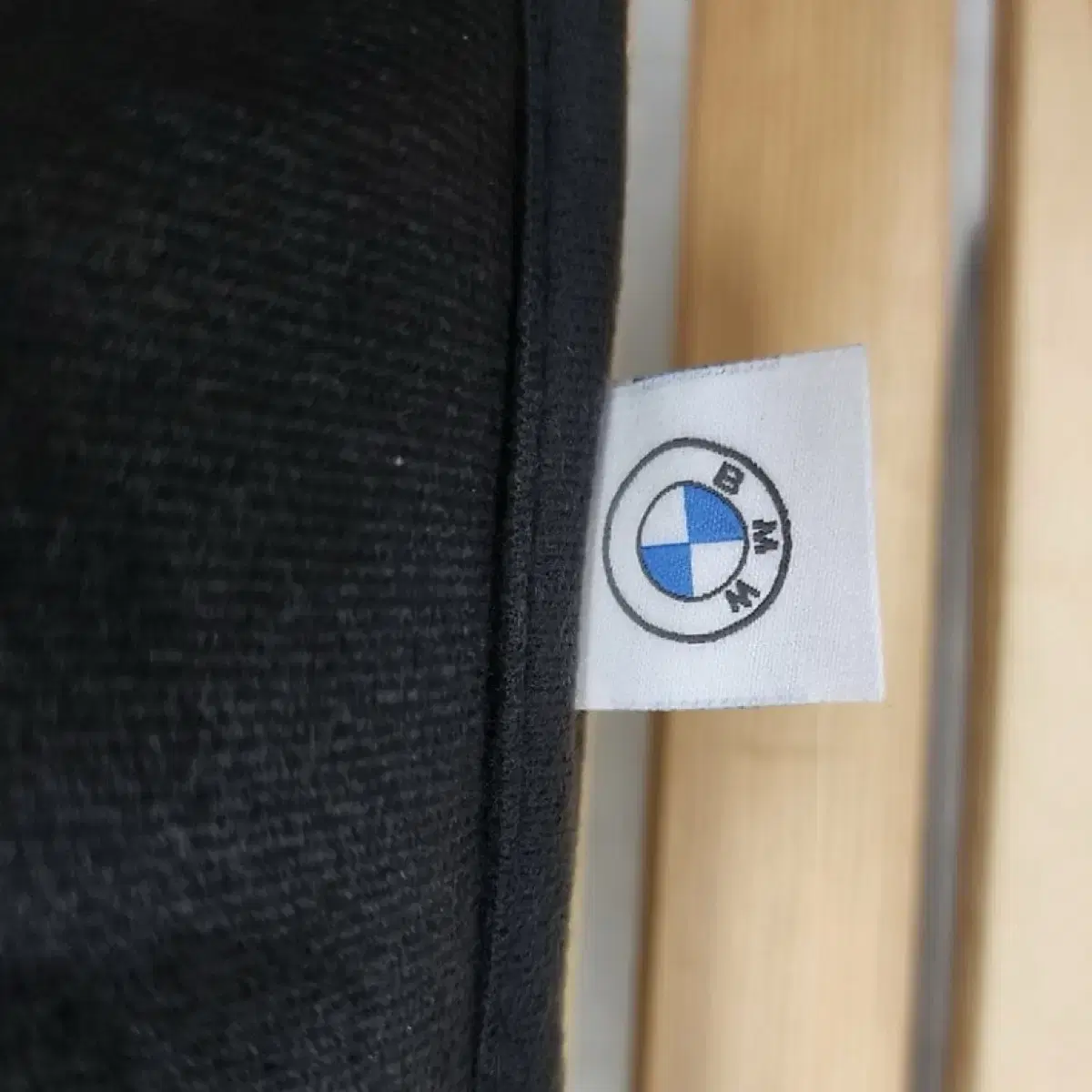 BMW 담요 쿠션 새제품 (1개 가격, 2개 20% 할인, 택포)