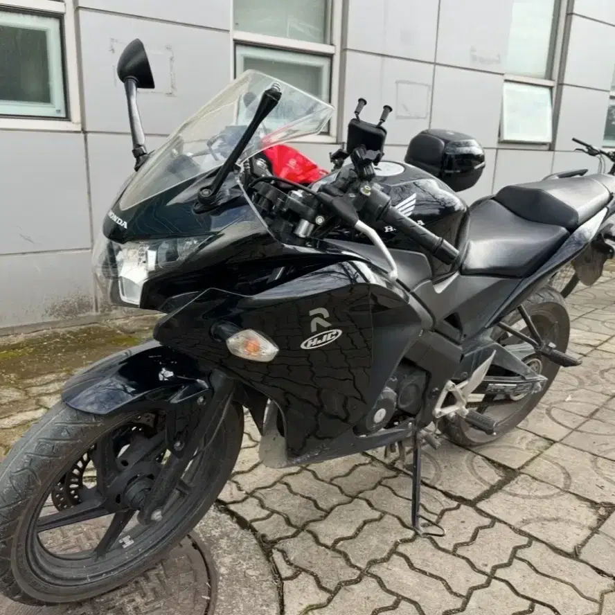 cbr125