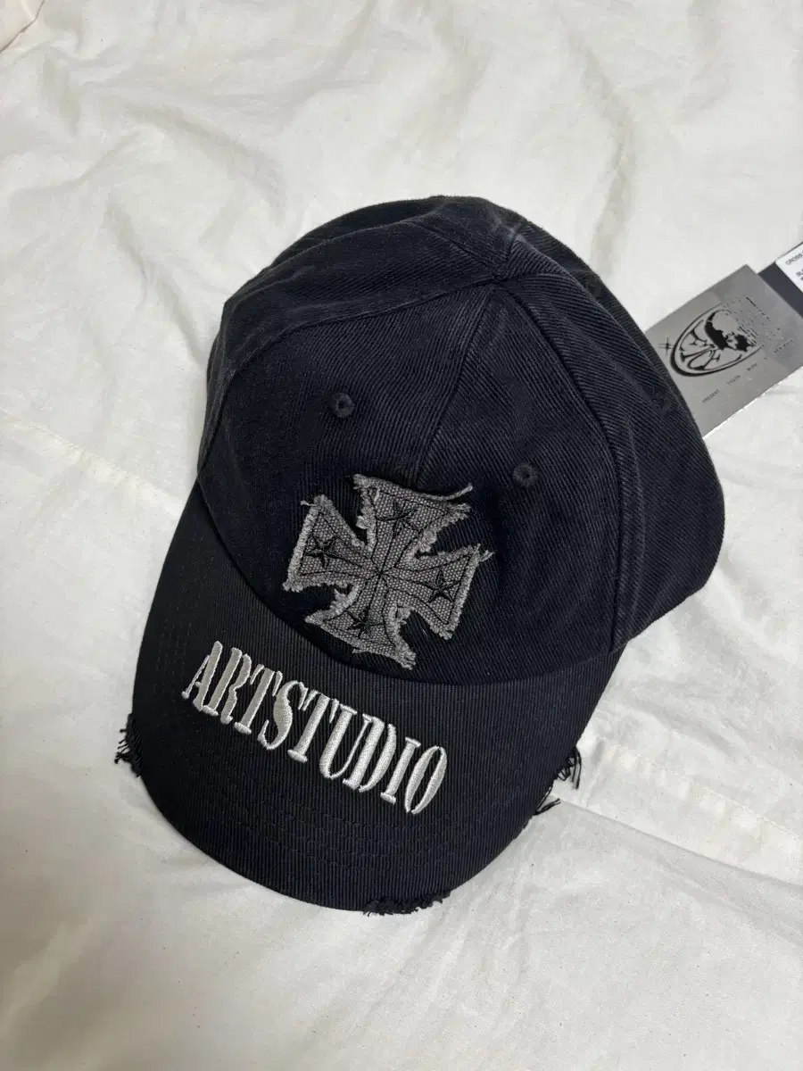 [M] etce Cross-ball cap New product for sale