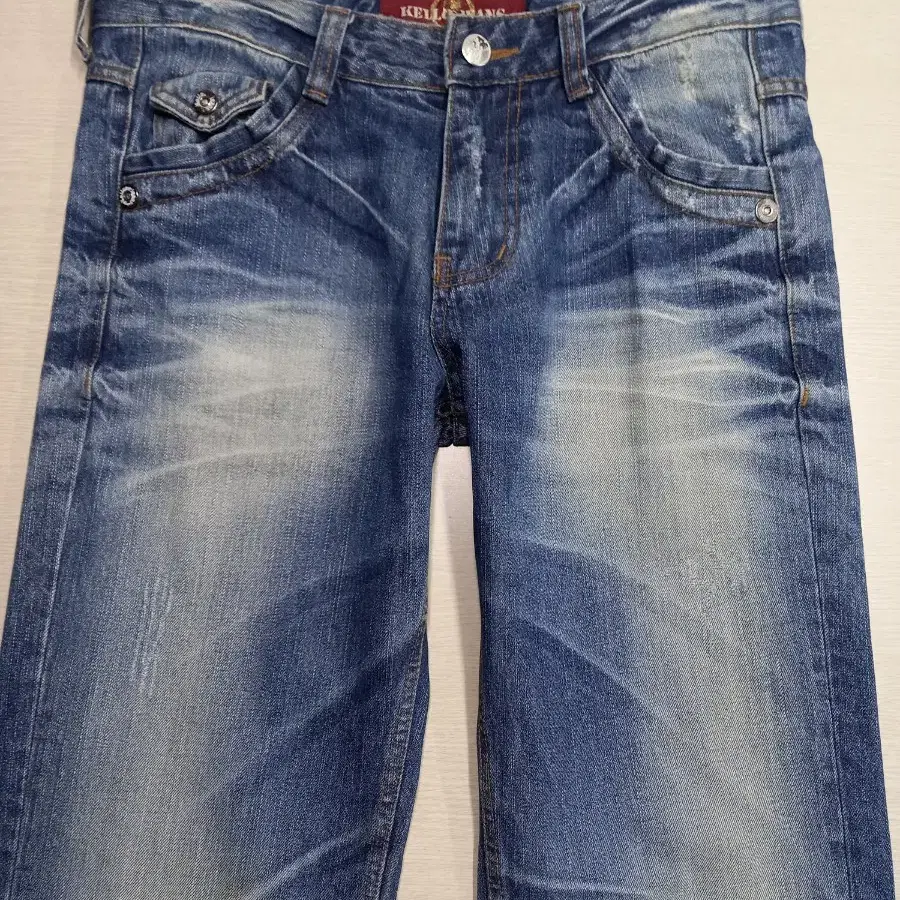 32 KELLO JEANS Kor 워싱아트 데미지워싱 일자진 32-83