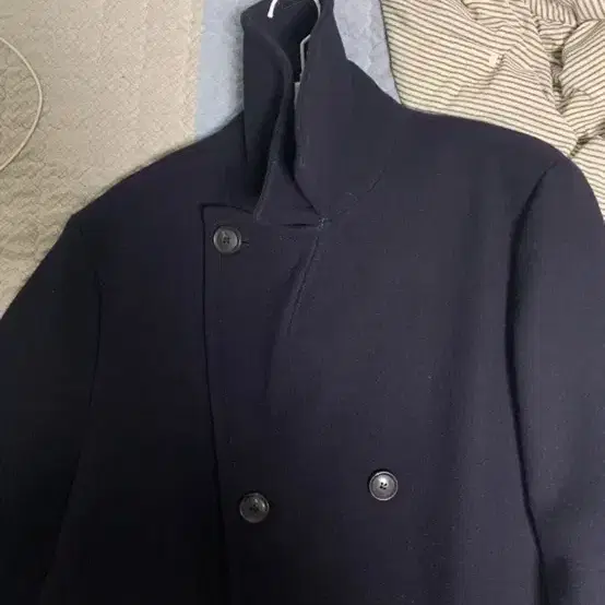 [MO] HUG PEACOAT (NAVY)