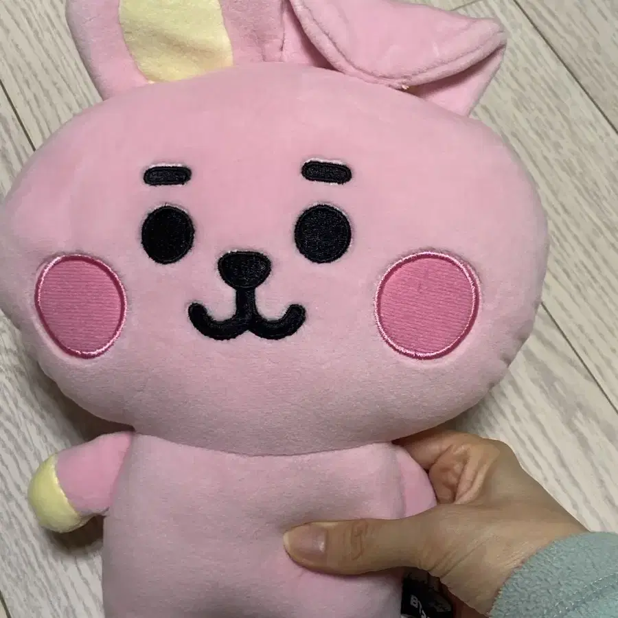 BT21 쿠키 꾹이 꾸기 20cm 납직쿠션 인형