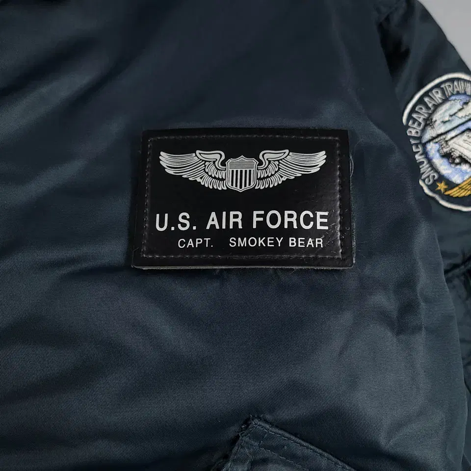 US AIR FORCE 미공군 네이비 스모키 베어 로고패치 카라넥 항공점