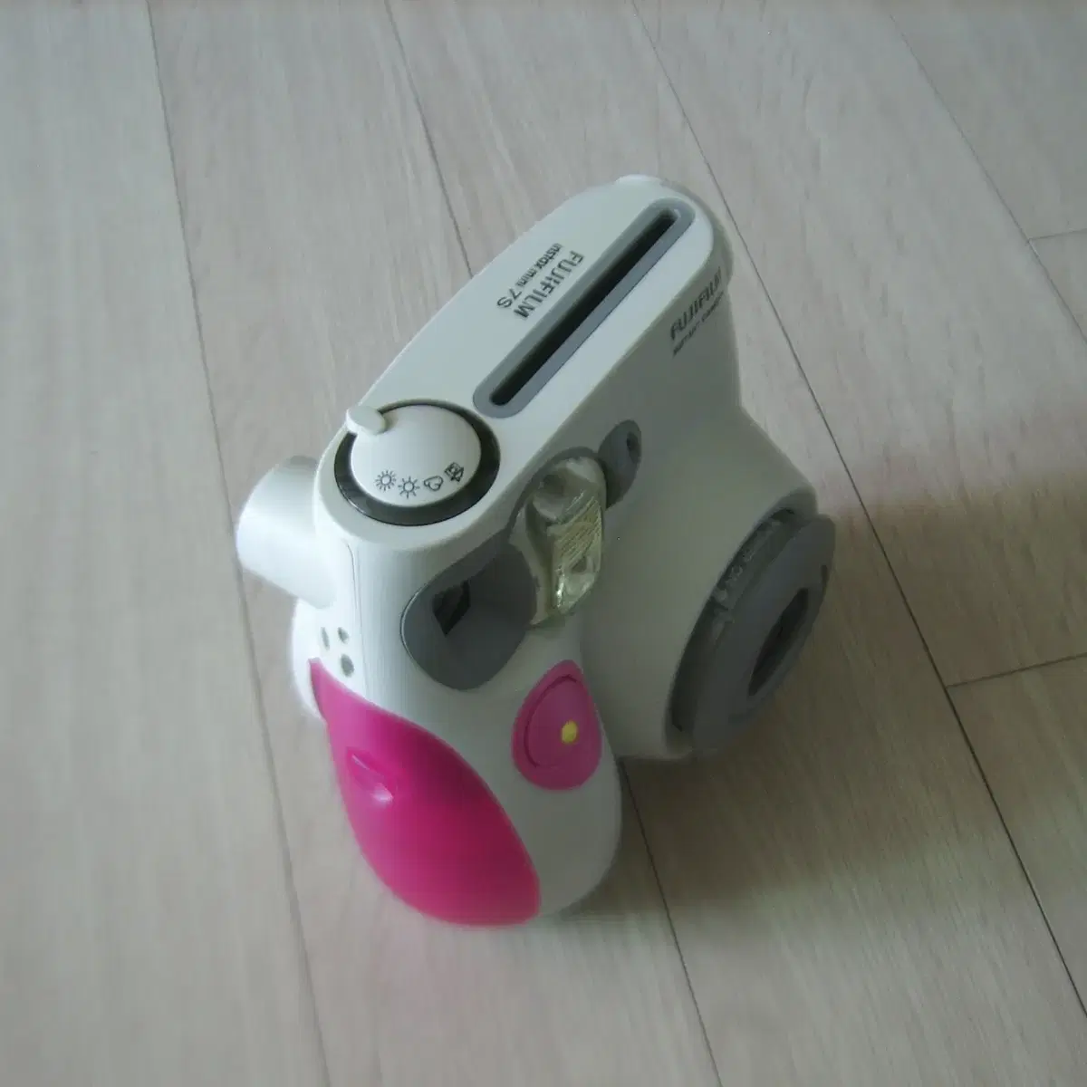 카메라 폴라로이드 FUJIFILM instax mini7s