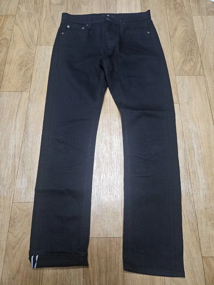 UNIQLO +J Selvedge Pants