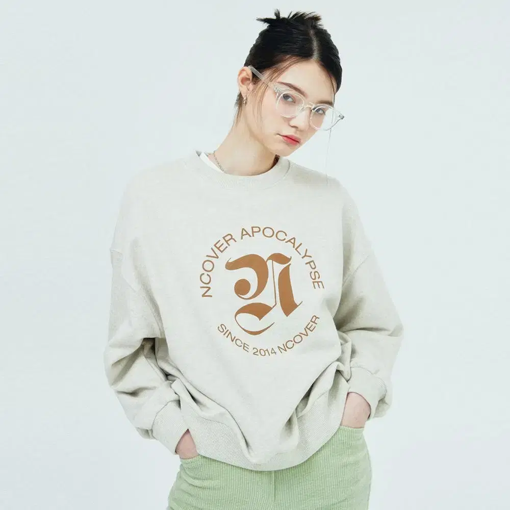 Ancover Roman Typography Logo Sweatshirt Man-to-man - Beige free