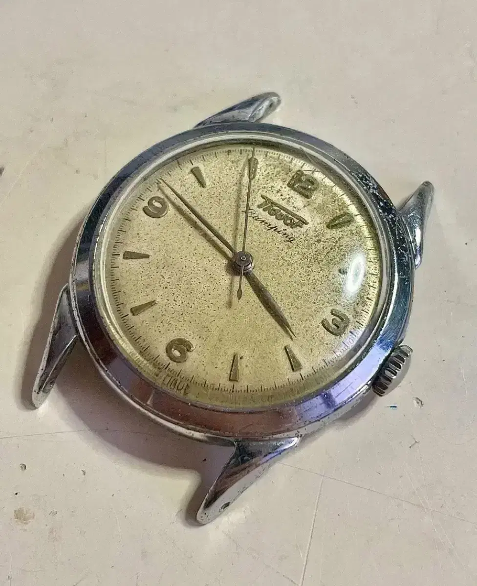 1950년대 빈티지 티쏘 캠핑 수동시계 TISSOT