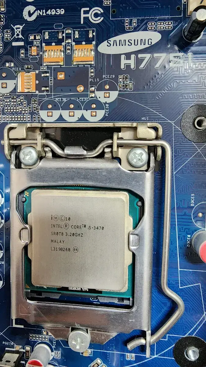 컴퓨터  반본체 cpu  i5 3470   H77S1  16g