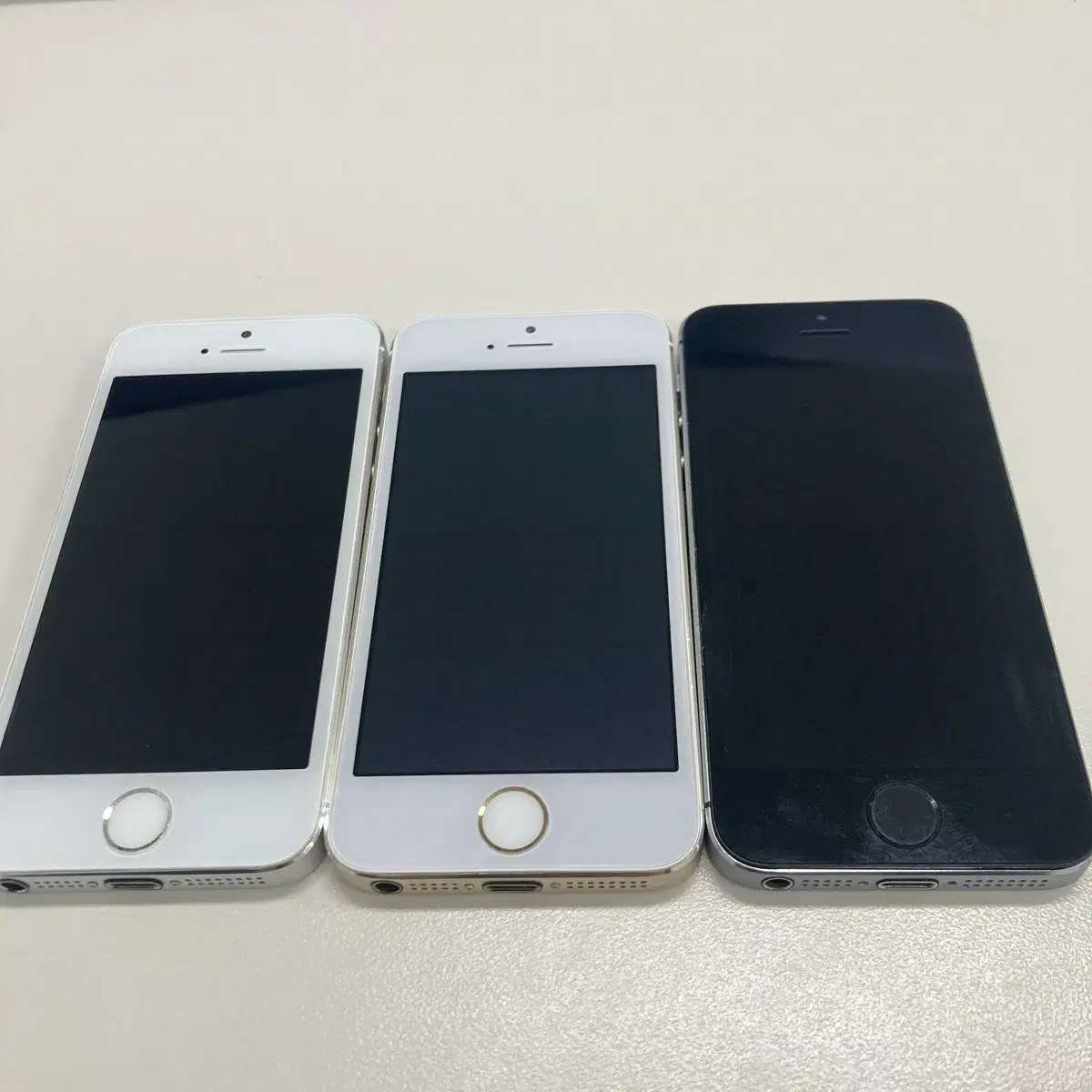 아이폰5s 16GB  A급 판매