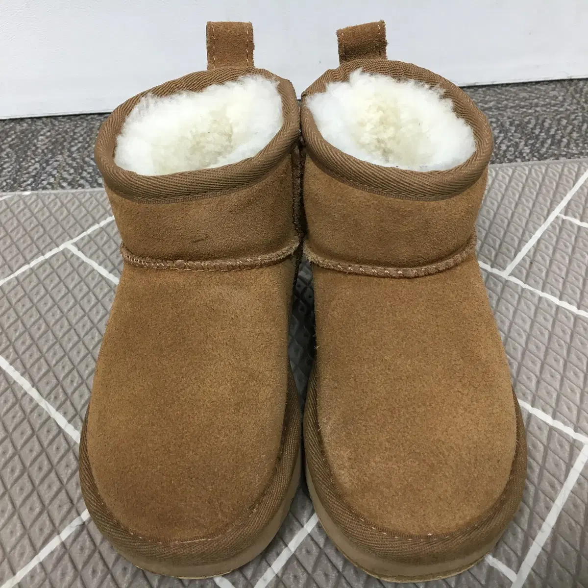 UGG 어그 키즈 부츠 eu24 (130-140)