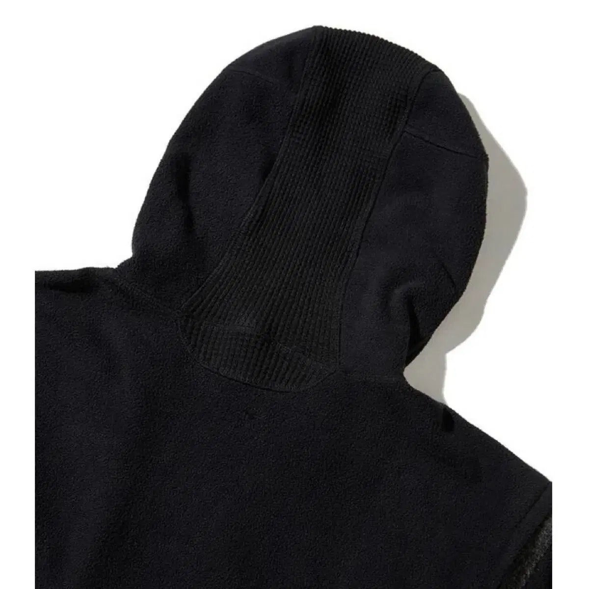 XLIM EP.4 01 FLEECE JACKET BLACK 2