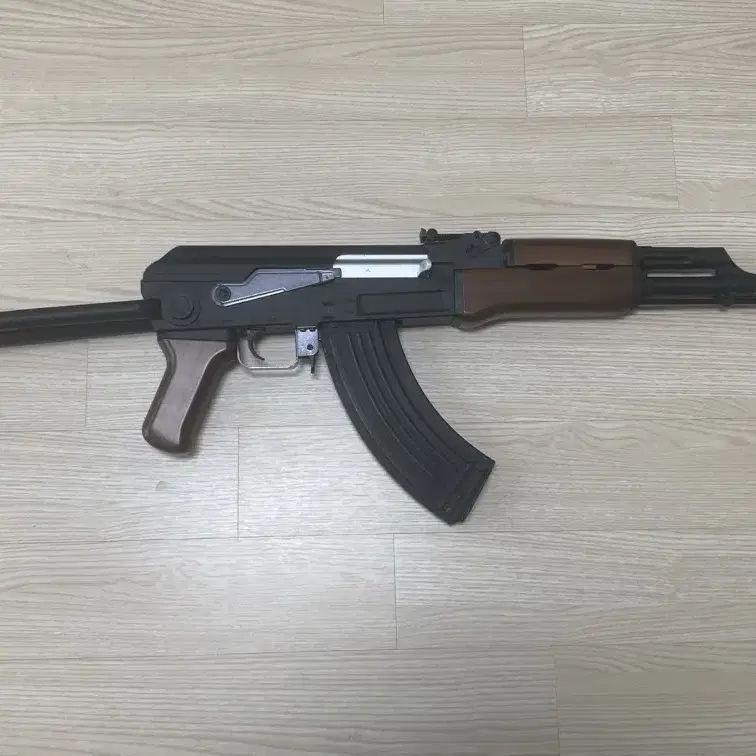 [판매완료] 장난감총 수정탄 모델건 AK47 판매합니다.