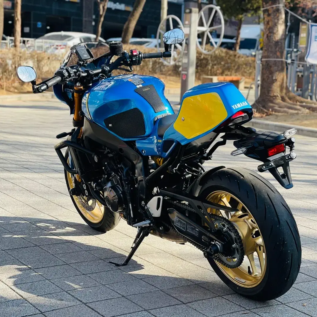 야마하 XSR900 비키니 카울 1212KM 신차급 차량 판매 합니다.