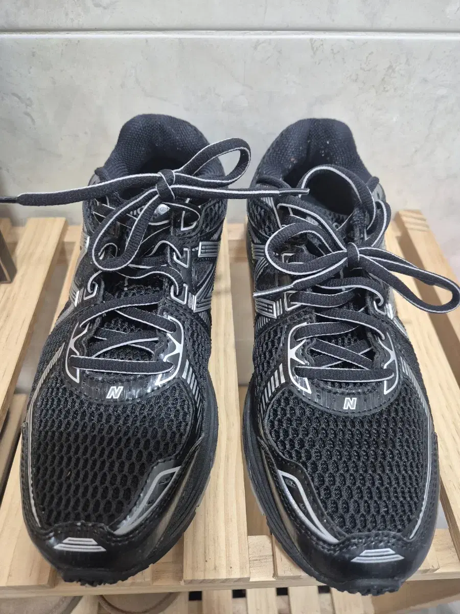 뉴발란스860v2 Black Grey(230)