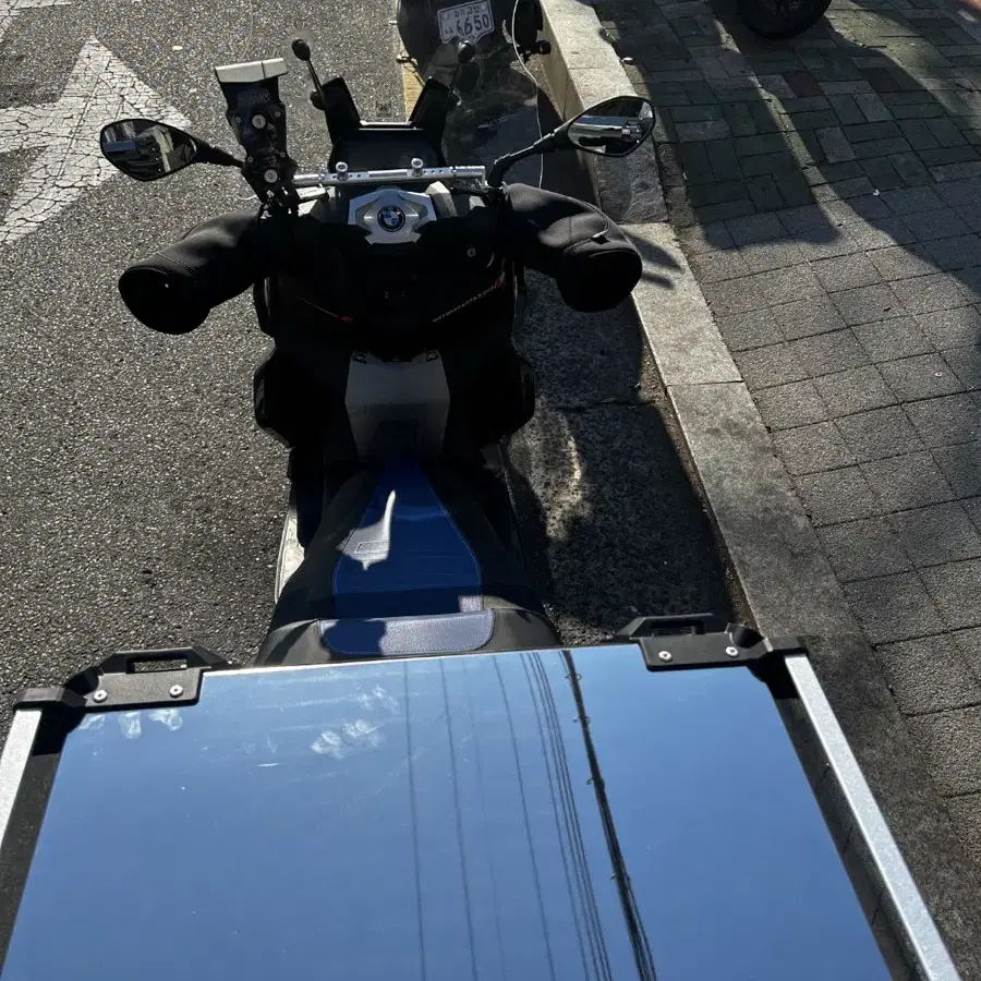 BMW C400X 2022년식 짧은 키로수, 부산 오토바이