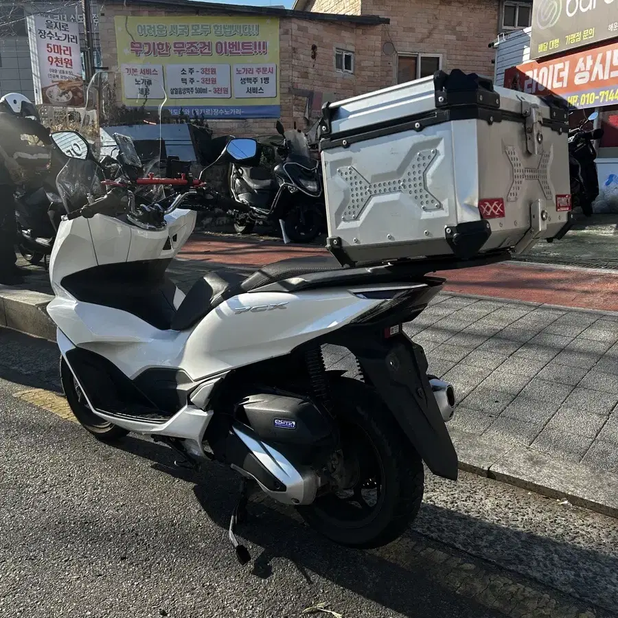 혼다 PCX125 2022년식 좋은 상태 유지중, 부산 오토바이